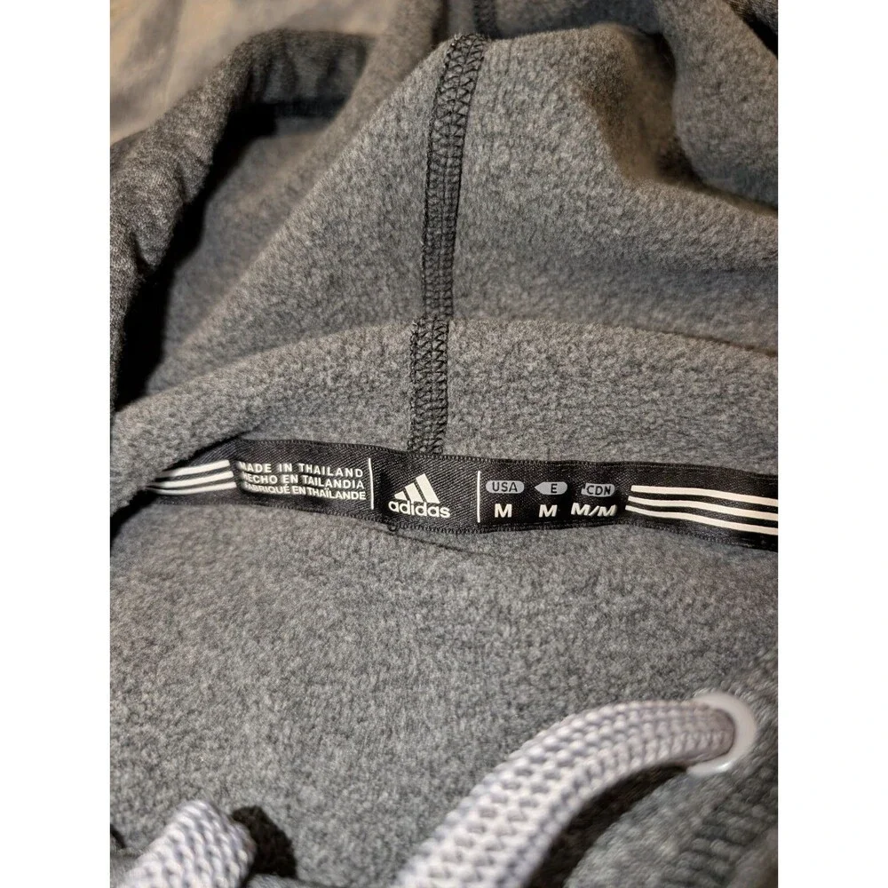 Adidas Men's NBA Chicago Bulls Gray Hoodie Size Medium (M) Climawarm